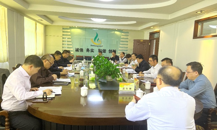 市委常委、副市長張秀林到敦煌種業(yè)調(diào)研